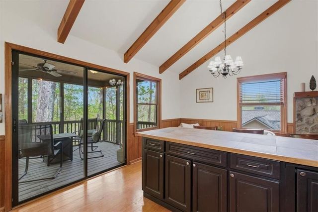 986 Mountain Oak Road, Ellijay, GA 30536