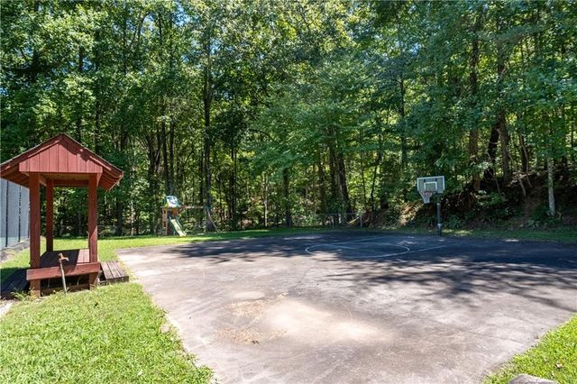 986 Mountain Oak Road, Ellijay, GA 30536