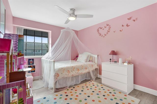 3257 NW 121st Ave, Sunrise, FL 33323