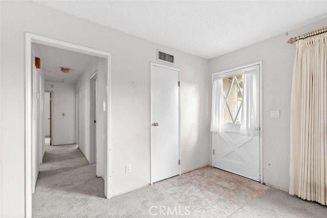 9825 Tujunga Canyon Place, Tujunga (los Angeles), CA 91042