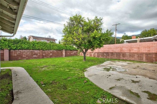 9825 Tujunga Canyon Place, Tujunga (los Angeles), CA 91042