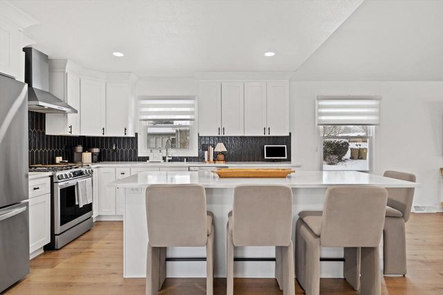 3315 98th PLACE, Pleasant Prairie, WI 53158