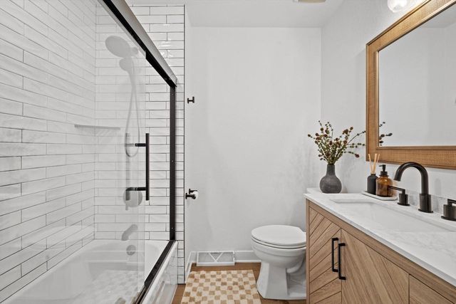 3315 98th PLACE, Pleasant Prairie, WI 53158