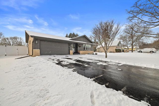 3315 98th PLACE, Pleasant Prairie, WI 53158