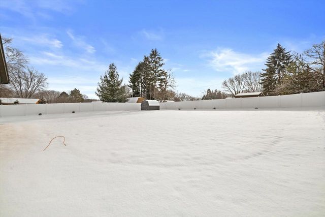 3315 98th PLACE, Pleasant Prairie, WI 53158