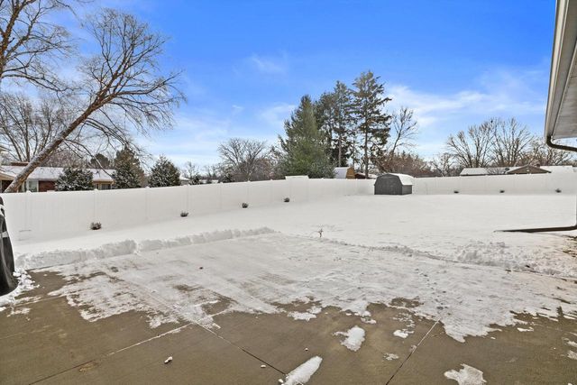 3315 98th PLACE, Pleasant Prairie, WI 53158