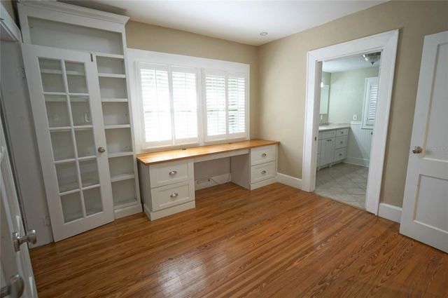 1430 1ST STREET N, St Petersburg, FL 33704