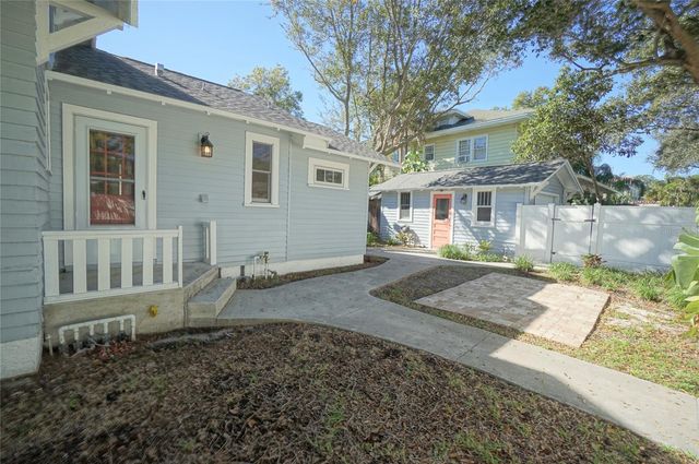1430 1ST STREET N, St Petersburg, FL 33704
