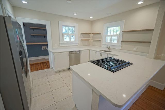 1430 1ST STREET N, St Petersburg, FL 33704