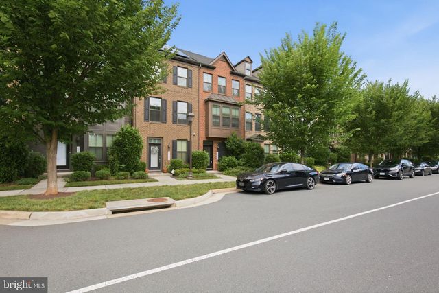 22322 FOUNDATION DR, Ashburn, VA 20148