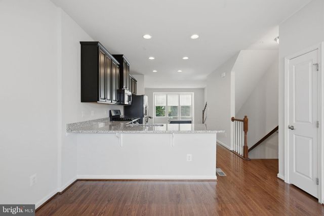 22322 FOUNDATION DR, Ashburn, VA 20148