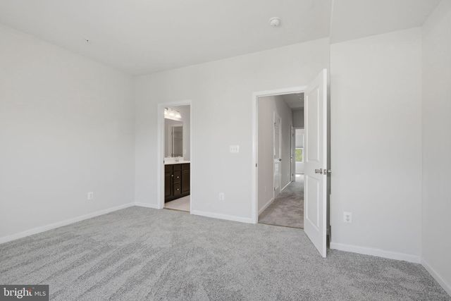 22322 FOUNDATION DR, Ashburn, VA 20148