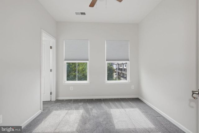 22322 FOUNDATION DR, Ashburn, VA 20148