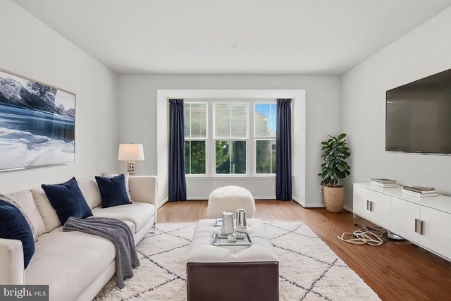 22322 FOUNDATION DR, Ashburn, VA 20148