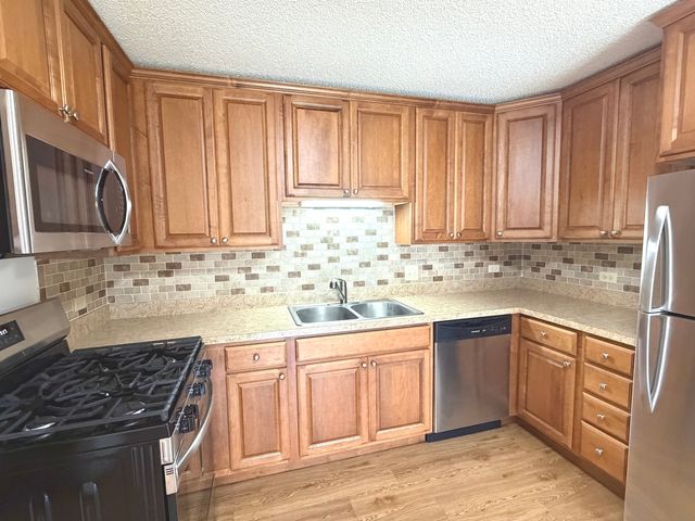 1109 Kane Street 1109, South Elgin, IL 60177