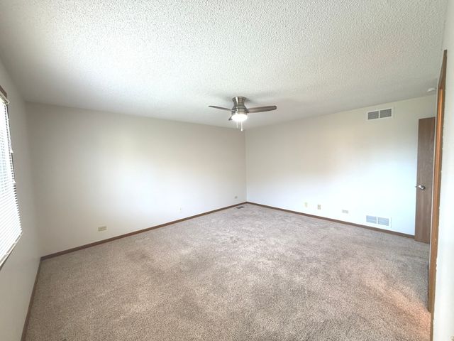 1109 Kane Street 1109, South Elgin, IL 60177