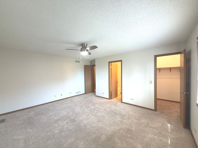 1109 Kane Street 1109, South Elgin, IL 60177