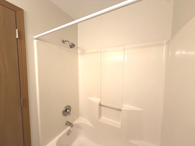 1109 Kane Street 1109, South Elgin, IL 60177