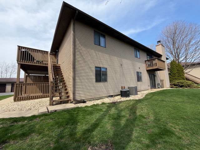 1109 Kane Street 1109, South Elgin, IL 60177