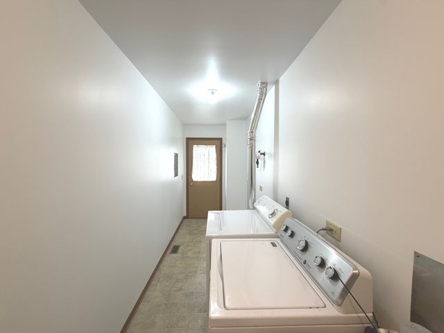 1109 Kane Street 1109, South Elgin, IL 60177