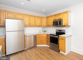 202 S LINCOLN AVENUE APT B, Moorestown, NJ 08057