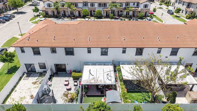 3253 W 106th Terrace 3253, Hialeah, FL 33018