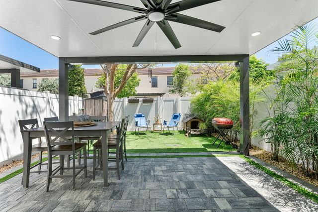 3253 W 106th Terrace 3253, Hialeah, FL 33018