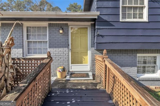 7425 Grayson Drive, Riverdale, GA 30296