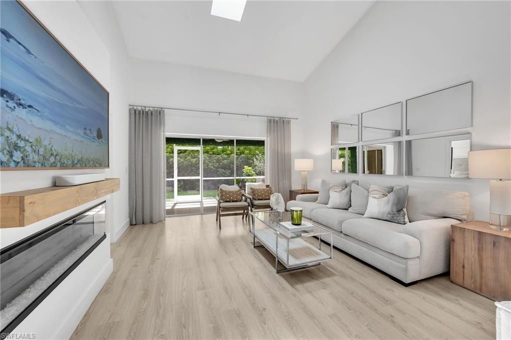 4716 Via Carmen, NAPLES, FL 34105 — exterior