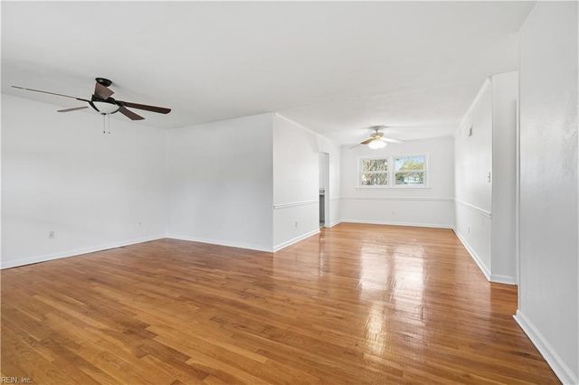 693 Charlecote DR, Virginia Beach, VA 23464