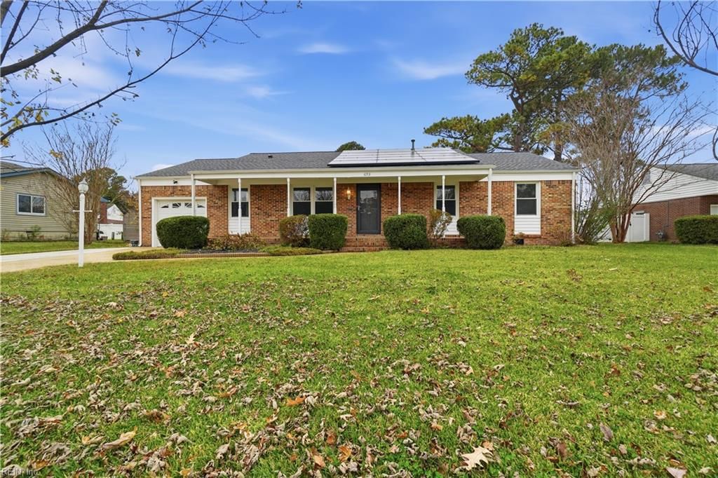 693 Charlecote DR, Virginia Beach, VA 23464