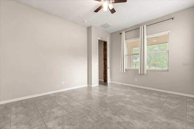 1046 GRAND HILLTOP DRIVE, Apopka, FL 32703