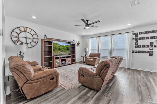 3263 Old Almonte, San Antonio, TX 78224