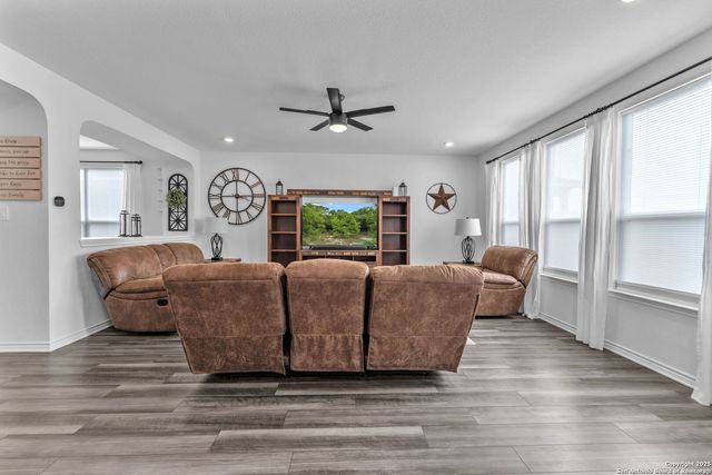 3263 Old Almonte, San Antonio, TX 78224