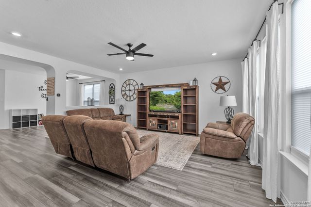 3263 Old Almonte, San Antonio, TX 78224