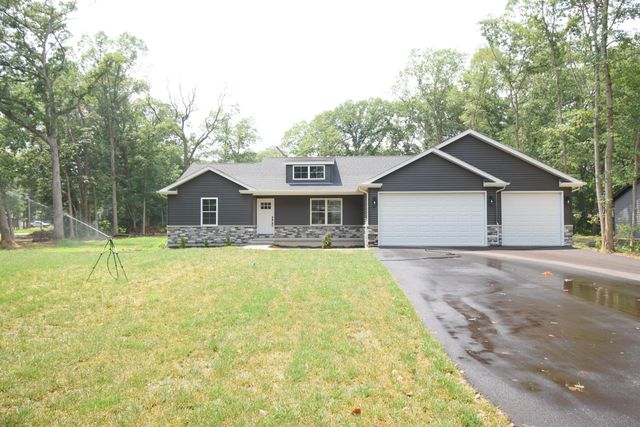 11306 Quail Run Drive N, Wheatfield, IN 46392