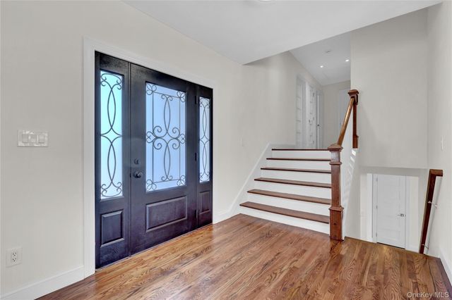 201 Brookside Avenue, Roosevelt, NY 11575