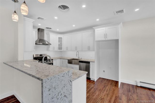 201 Brookside Avenue, Roosevelt, NY 11575