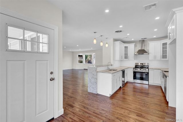 201 Brookside Avenue, Roosevelt, NY 11575