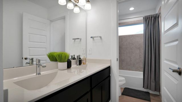 2304 Proteus Way, League City, TX 77573