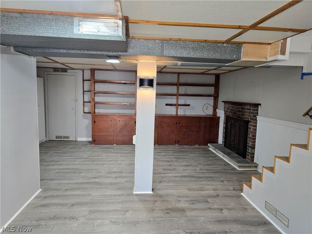 52 Meadow Ln Circle, Parkersburg, WV 26101