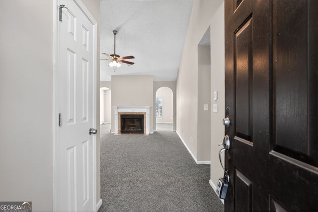 3235 Hunters Crossing Point, Lithonia, GA 30038