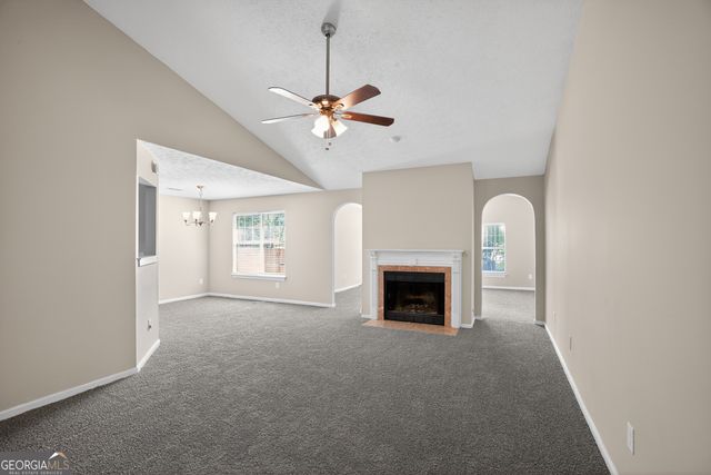 3235 Hunters Crossing Point, Lithonia, GA 30038
