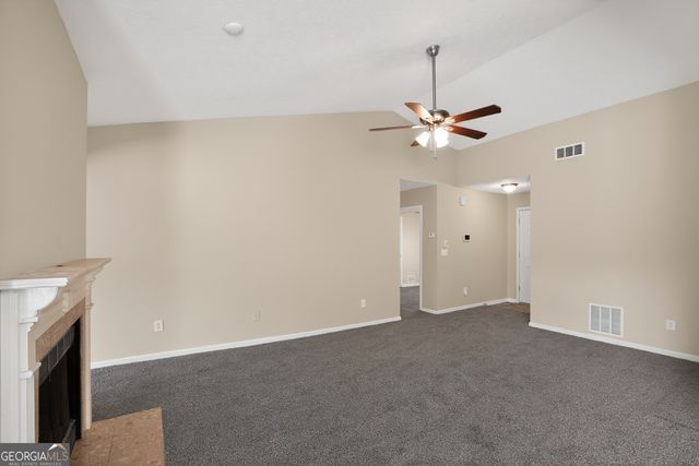 3235 Hunters Crossing Point, Lithonia, GA 30038