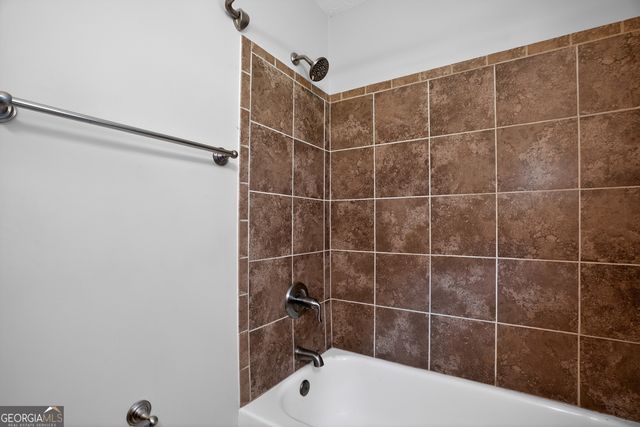 3235 Hunters Crossing Point, Lithonia, GA 30038