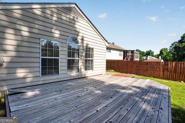 3235 Hunters Crossing Point, Lithonia, GA 30038