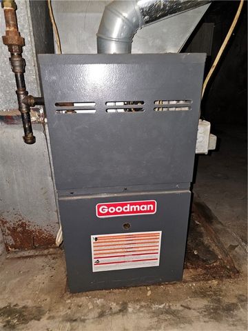 413 Electric St, New Castle, PA 16101