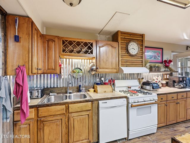 7652 Tomotley Rd Rd, Maryville, TN 37801