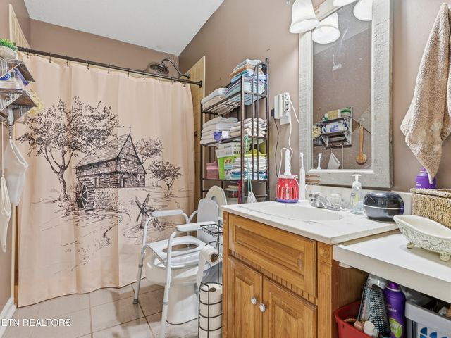 7652 Tomotley Rd Rd, Maryville, TN 37801