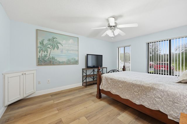 5111 SE Miles Grant Road 102, Stuart, FL 34997